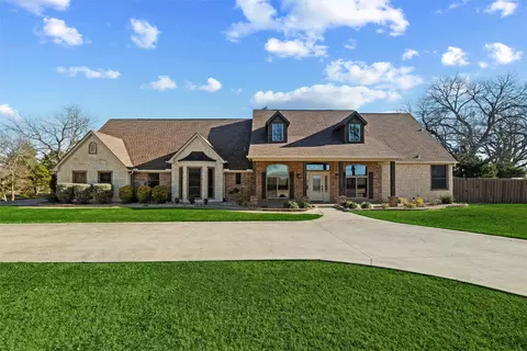 1546 Bluff Springs Rd, Ferris, TX 75125