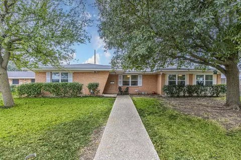 1704 Mountainview Dr, Waco, TX 76710