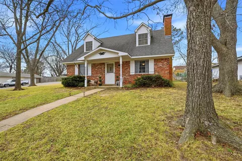231 Ross Ave, Denison, TX 75020