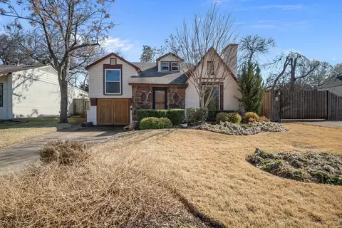1230 Elmwood Blvd, Dallas, TX 75224