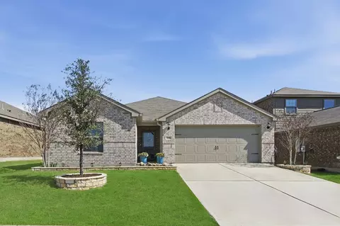 168 Bovine Dr, Newark, TX 76071