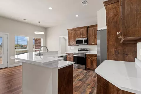 Kitchen - 899 W Cardinal St, Ector, TX 75439 photo 2 of 5