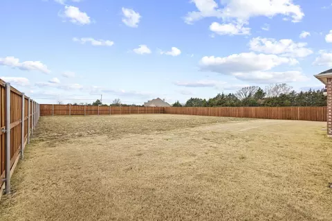 Exterior - 899 W Cardinal St, Ector, TX 75439 photo 2 of 6