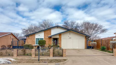 8049 Trimble Dr, Fort Worth, TX 76134