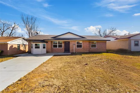 2530 Wanda Dr, Mesquite, TX 75149