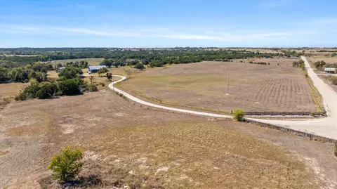 1204 County Road 122 #A, Hico, TX 76457