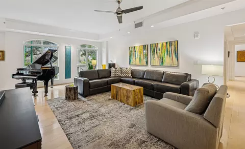 3401 Lee Pkwy #105, Dallas, TX 75219