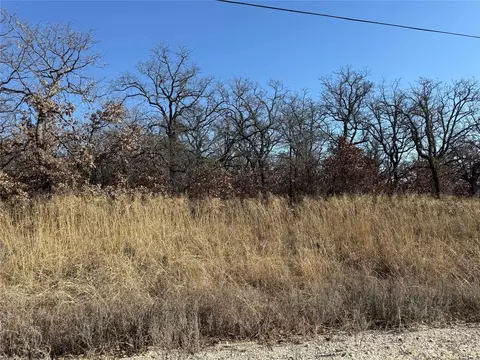 128 Rivercrest Dr, Nocona, TX 76255