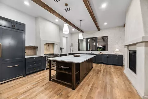 Kitchen - 7290 Tom Trl, Krum, TX 76249 photo 4 of 6