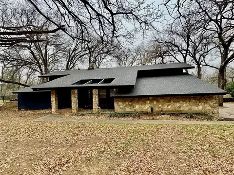 2000 Mill Creek Dr, Arlington, TX 76010
