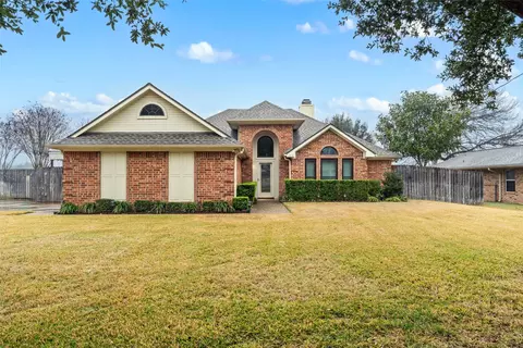 712 N Old Robinson Rd, Robinson, TX 76706