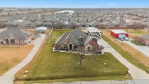 209 Lonesome Prairie Trl, Haslet, TX 76052