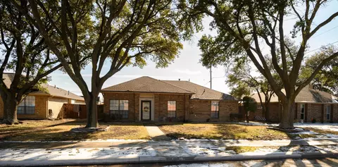 2209 Tangleridge Ln, Rowlett, TX 75088
