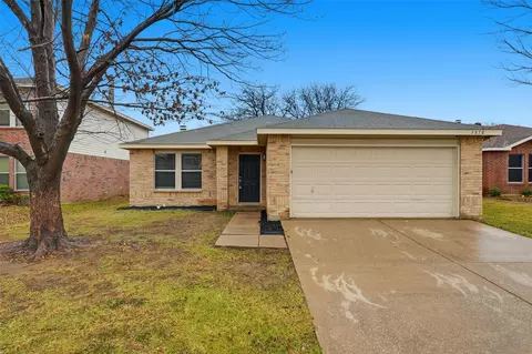 3878 Fox Meadow Way, Fort Worth, TX 76123
