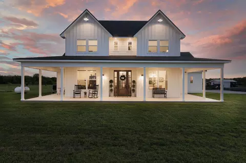 211 Knust Cir, Gholson, TX 76705