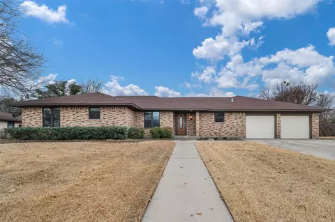 1061 Cherry Ln, Muenster, TX 76252