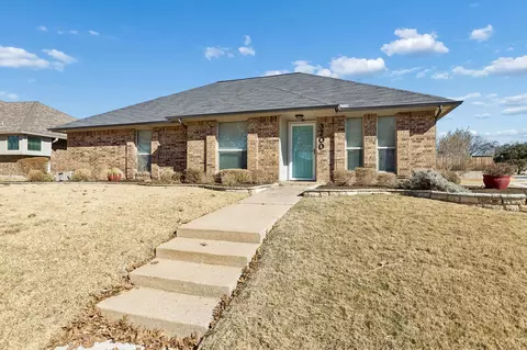 3700 Wingate Dr, Carrollton, TX 75007