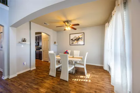 Dining - 10864 Aurora, Waco, TX 76708 photo 2 of 5