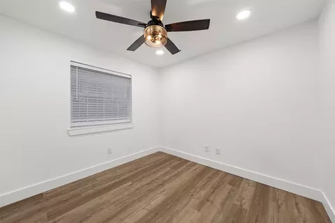 Bedroom - 417 E Spring Valley Rd, Hewitt, TX 76643 photo 2 of 3