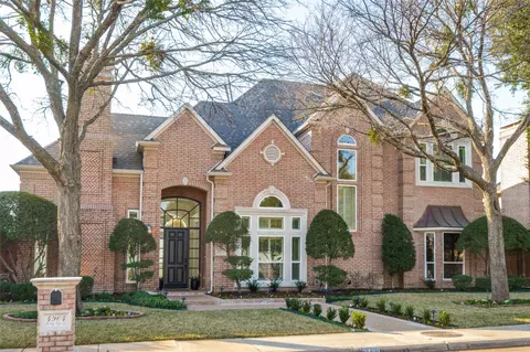4904 Holly Tree Dr, Dallas, TX 75287