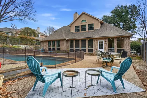 1013 Glen Chester Dr, Flower Mound, TX 75022
