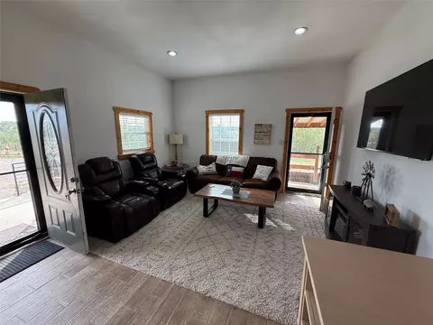 Living - 8072 Hells Gate Loop, Strawn, TX 76475 photo 1 of 2