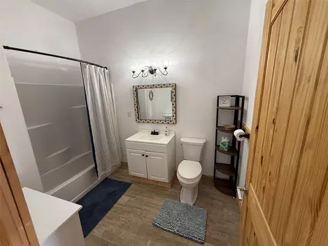 Bath - 8072 Hells Gate Loop, Strawn, TX 76475 photo 1 of 2
