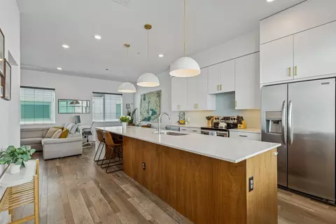5018 Bryan St #203, Dallas, TX 75206