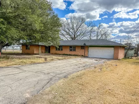 122 Mercer Dr, Sherman, TX 75090