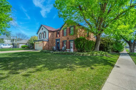 4424 Newberry St, Grand Prairie, TX 75052