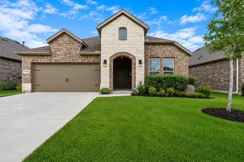 3018 Moccasin Ln, Aubrey, TX 76227