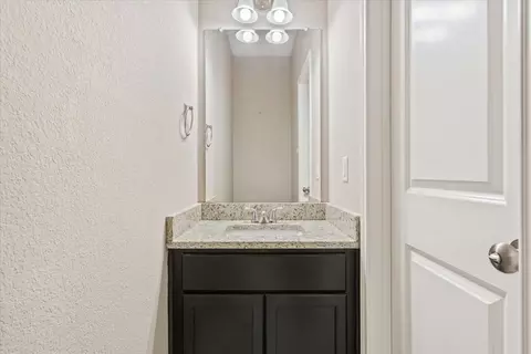 Entry Way - 10713 Burnham Dr, Waco, TX 76708 photo 4 of 4