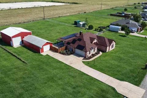 10905 Soft Shell Dr, Venus, TX 76084
