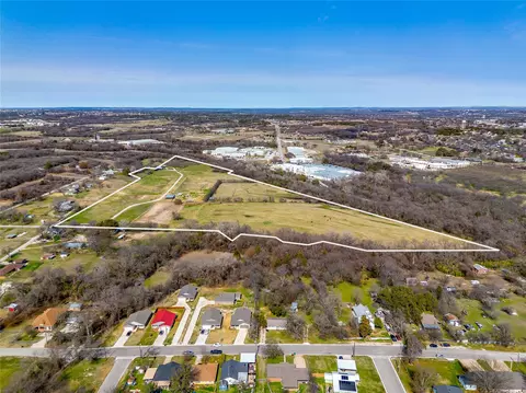 804 N Boundary St, Weatherford, TX 76086