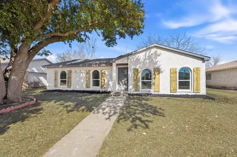 805 Cambridge Dr, Plano, TX 75023