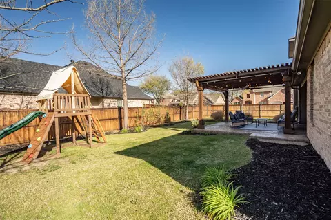 Exterior - 321 Hidden Trl, Argyle, TX 76226 photo 4 of 9