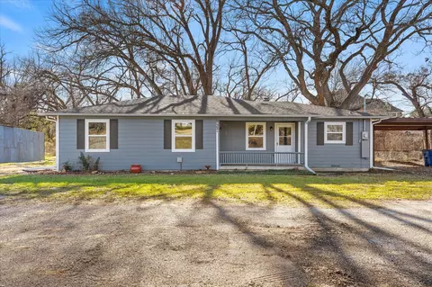 9521 Dalrock Rd, Rowlett, TX 75089