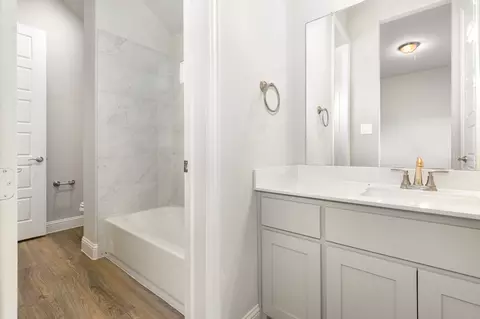 Bath - 1509 Lynx Loop, Forney, TX 75126 photo 5 of 5