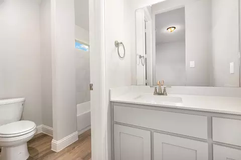 Bath - 1509 Lynx Loop, Forney, TX 75126 photo 4 of 5