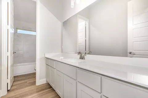 Bath - 1509 Lynx Loop, Forney, TX 75126 photo 3 of 5