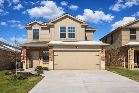 809 Trough St, Royse City, TX 75189