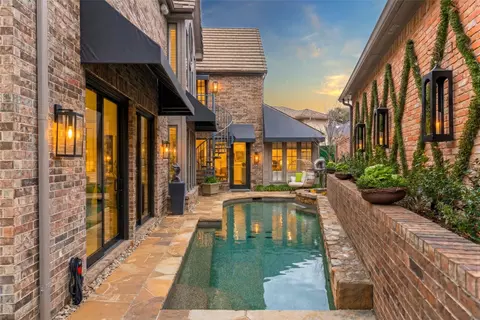 16037 Chalfont Cir, Dallas, TX 75248