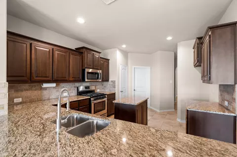 Kitchen - 513 Gannet Trl, Argyle, TX 76226 photo 1 of 6