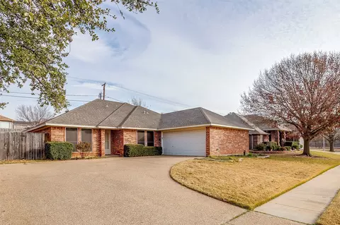 6003 Blue Mesa Dr, Arlington, TX 76017