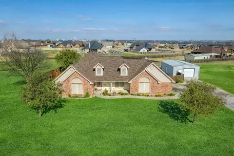 257 Reatta Dr, Decatur, TX 76234