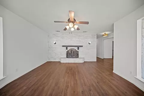 Living - 203 Oak Forest Trl, Euless, TX 76039 photo 4 of 8
