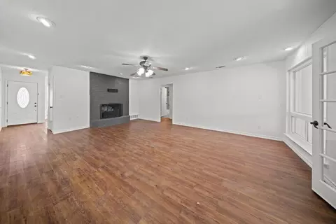 Living - 203 Oak Forest Trl, Euless, TX 76039 photo 6 of 8