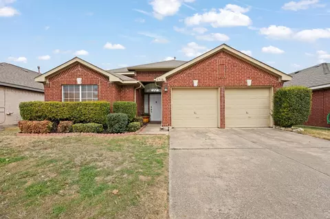 6716 Stockton Dr, Fort Worth, TX 76132
