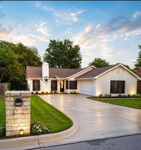 2508 Craig Ln, Denton, TX 76209
