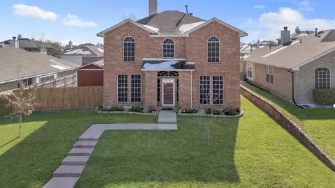 2500 Redfield Dr, Mesquite, TX 75181